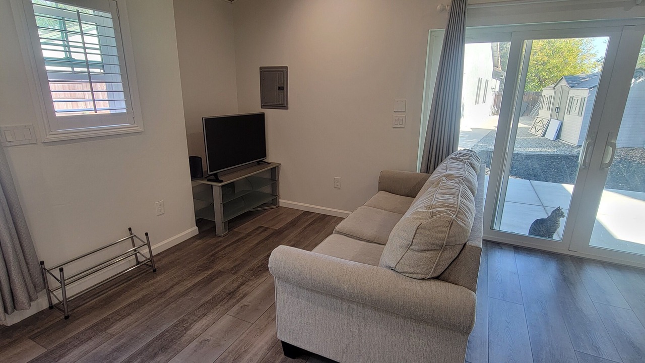 Photo of Livingroom in Roseville