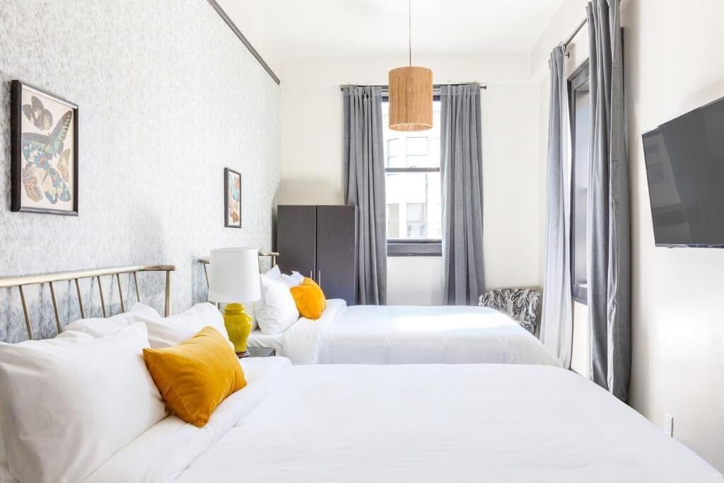 Photo of Bedroom in Hayes Valley
