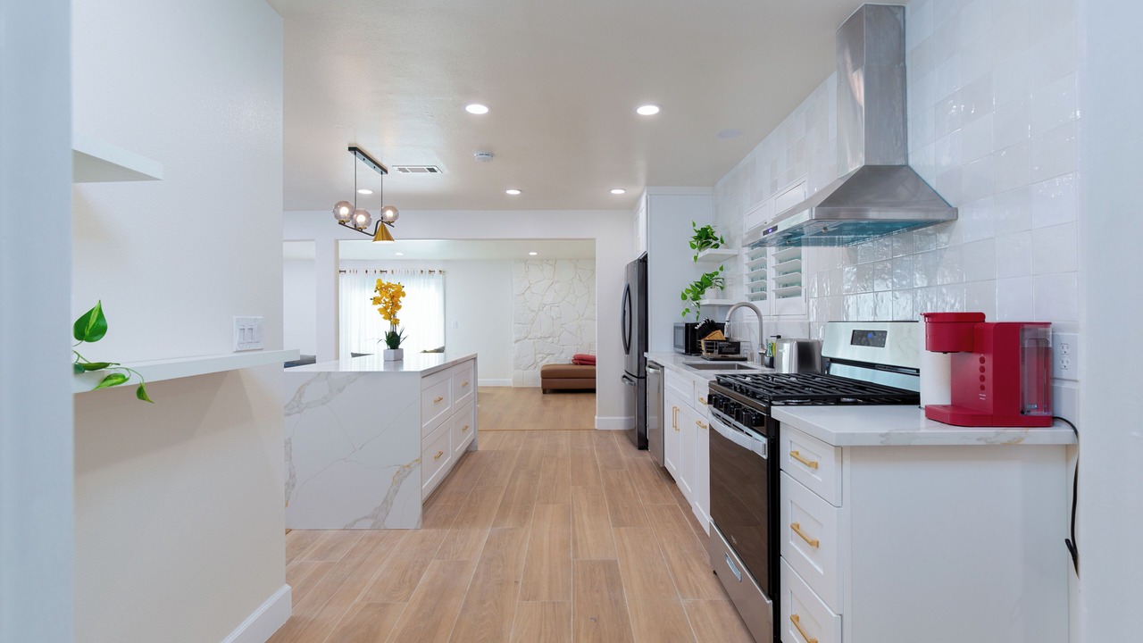 Photo of Kitchen in Midway City