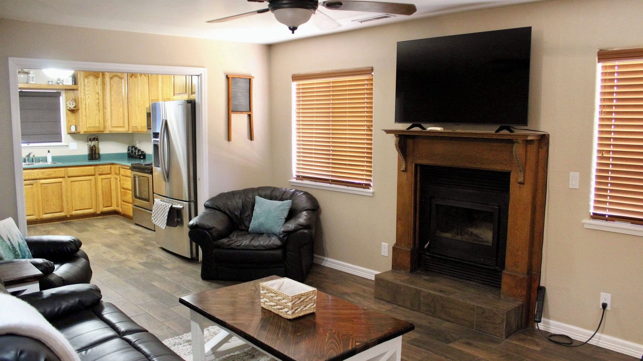 Photo of Livingroom in Sutter Creek