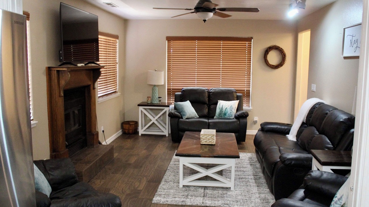Photo of Livingroom in Sutter Creek