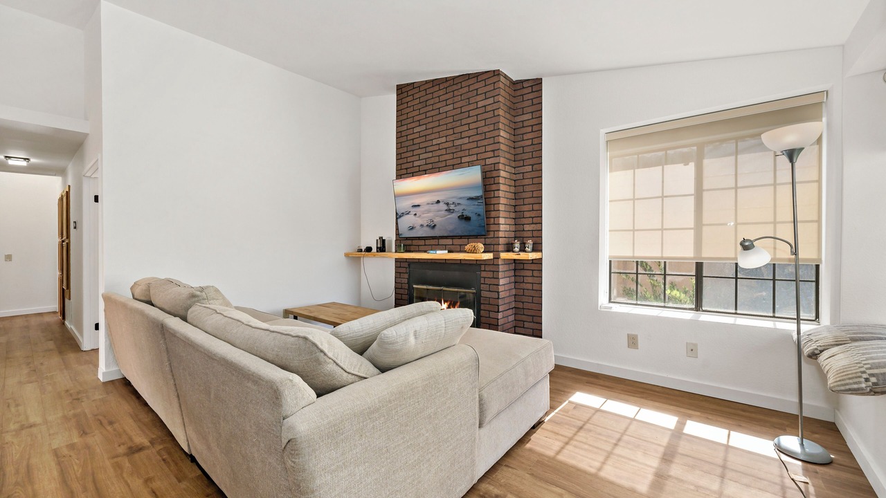 Photo of Livingroom in Temecula