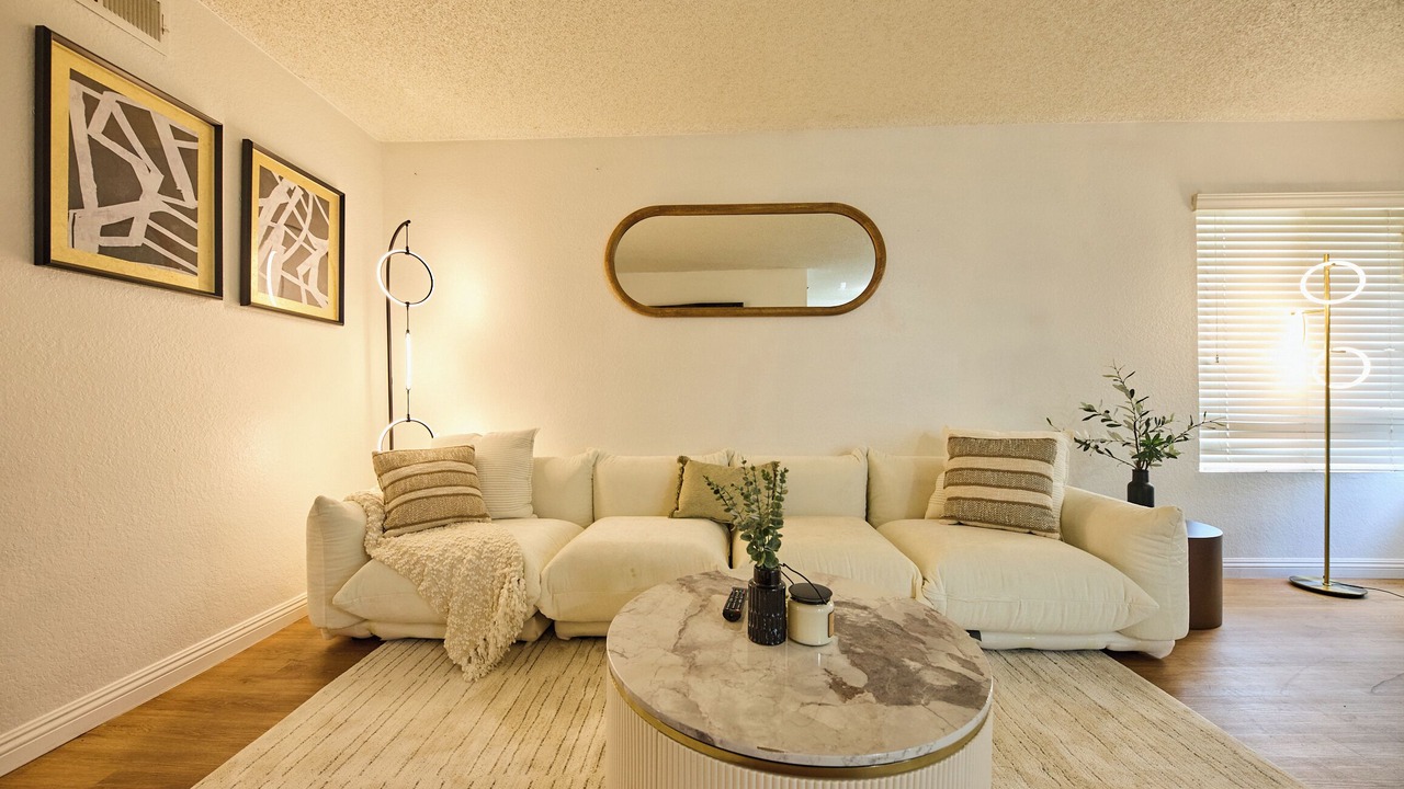 Photo of Livingroom in Hacienda Heights