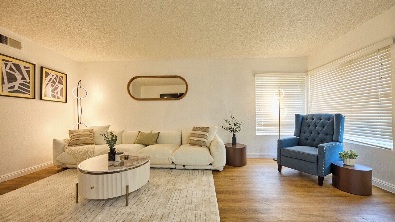 Photo of Livingroom in Hacienda Heights