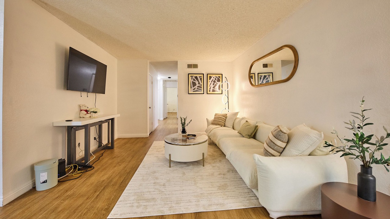 Photo of Livingroom in Hacienda Heights