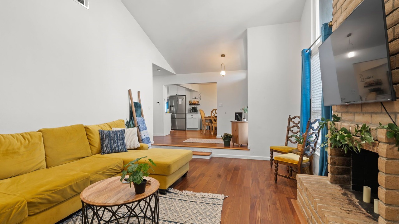 Photo of Livingroom in Pinole