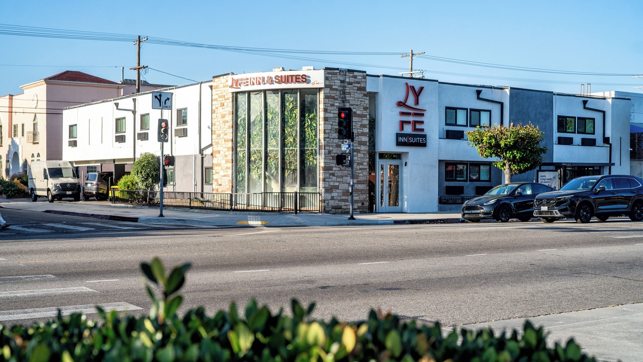 Photo of Outdoor in Fairfax District