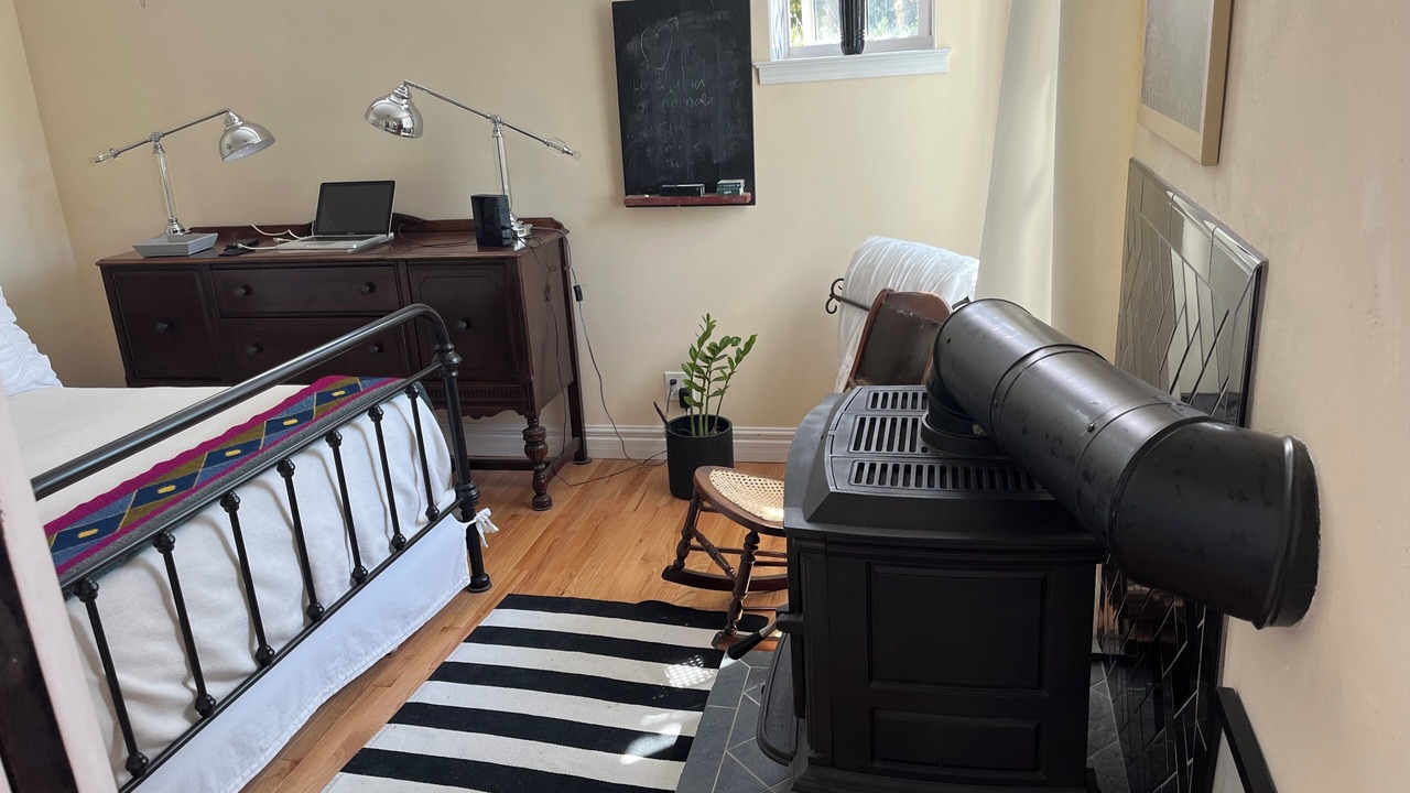 Photo of Bedroom in Avalon