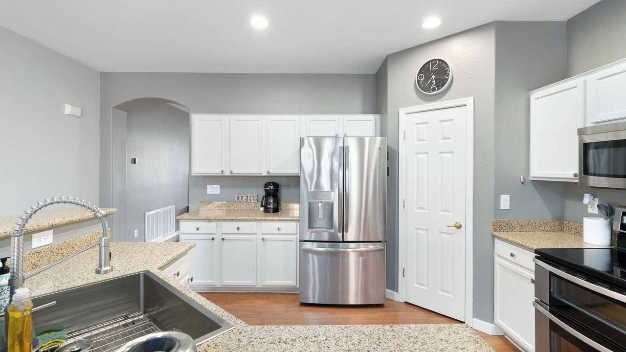 Photo of Kitchen in Anthem West