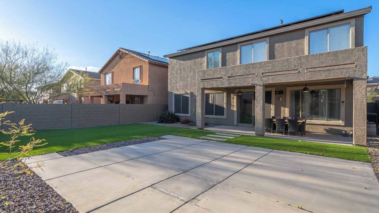 Photo of Outdoor in Anthem West