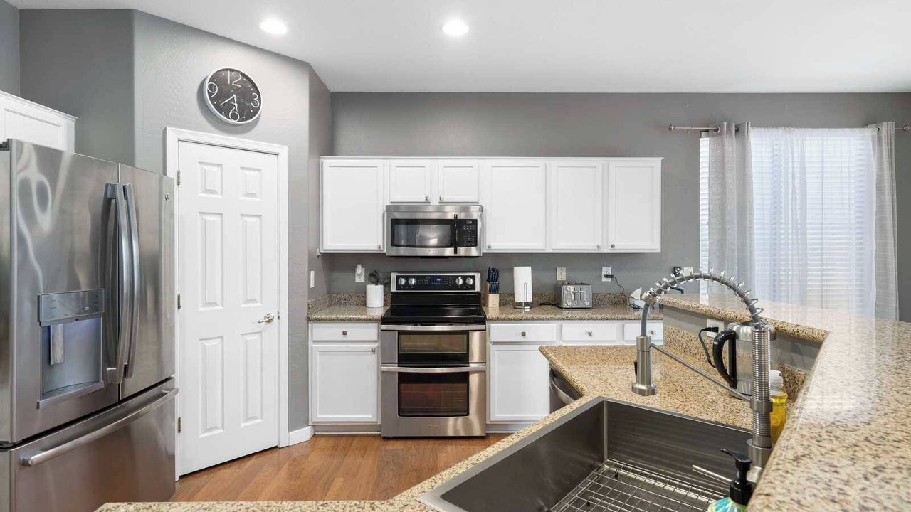 Photo of Kitchen in Anthem West