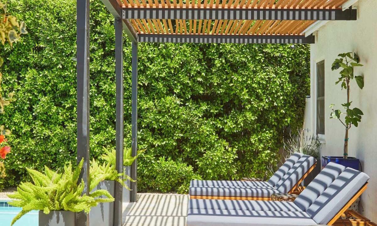 Photo of Outdoor in Encino