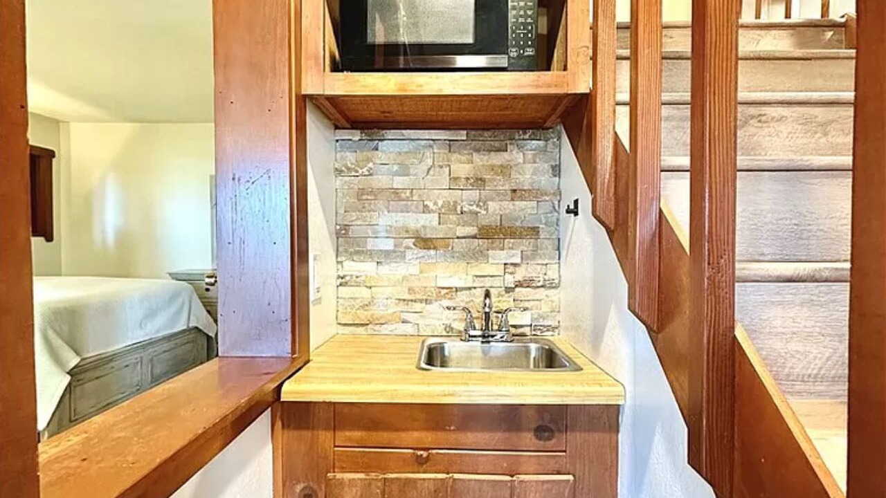 Photo of Kitchen in Crestline