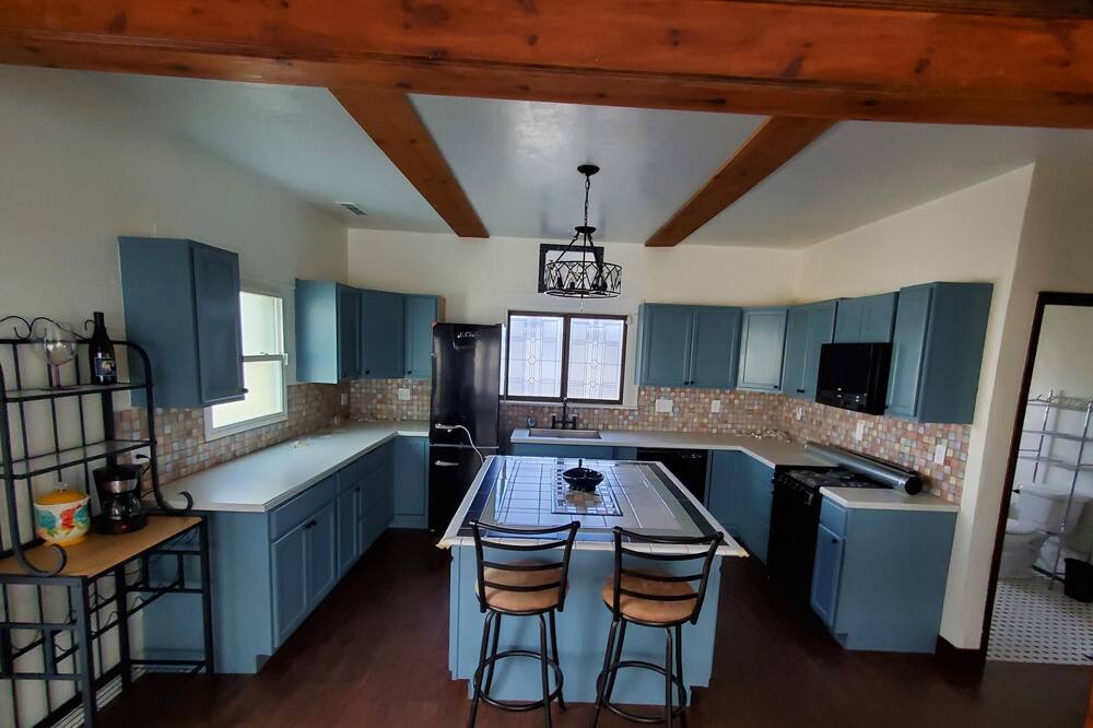 Photo of Kitchen in Clearlake
