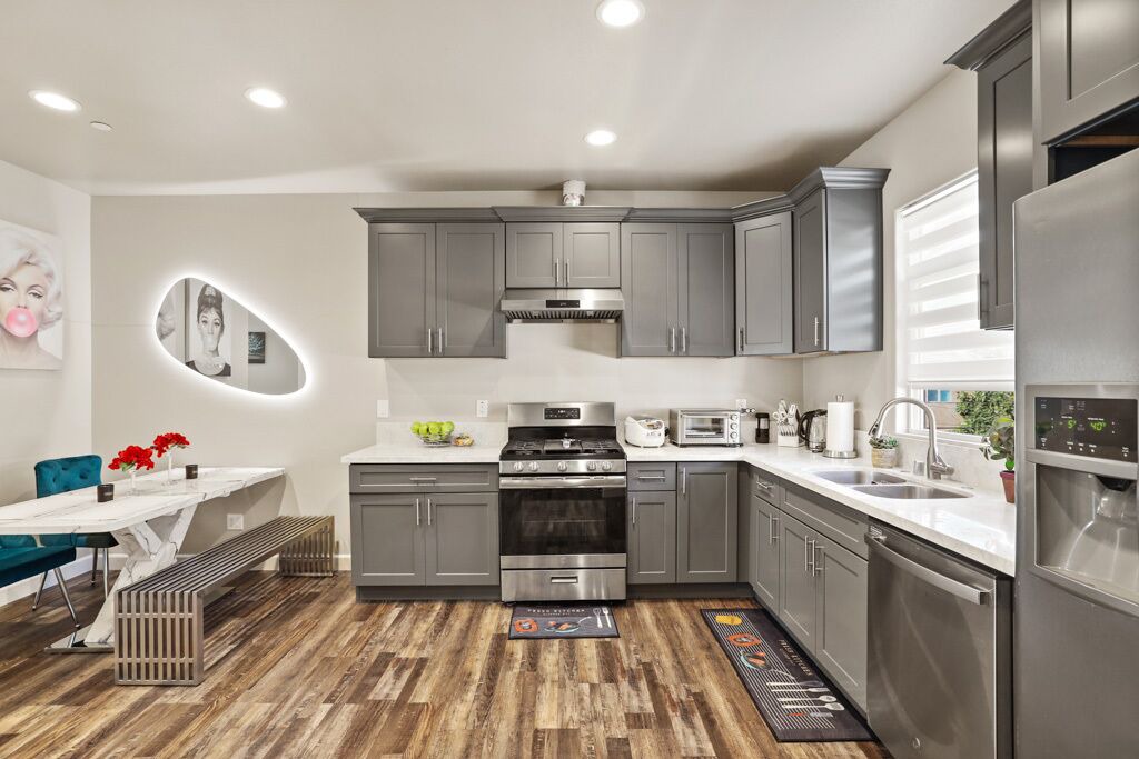 Photo of Kitchen in Midway City