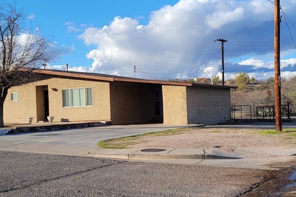 Photo of Others in Wickenburg