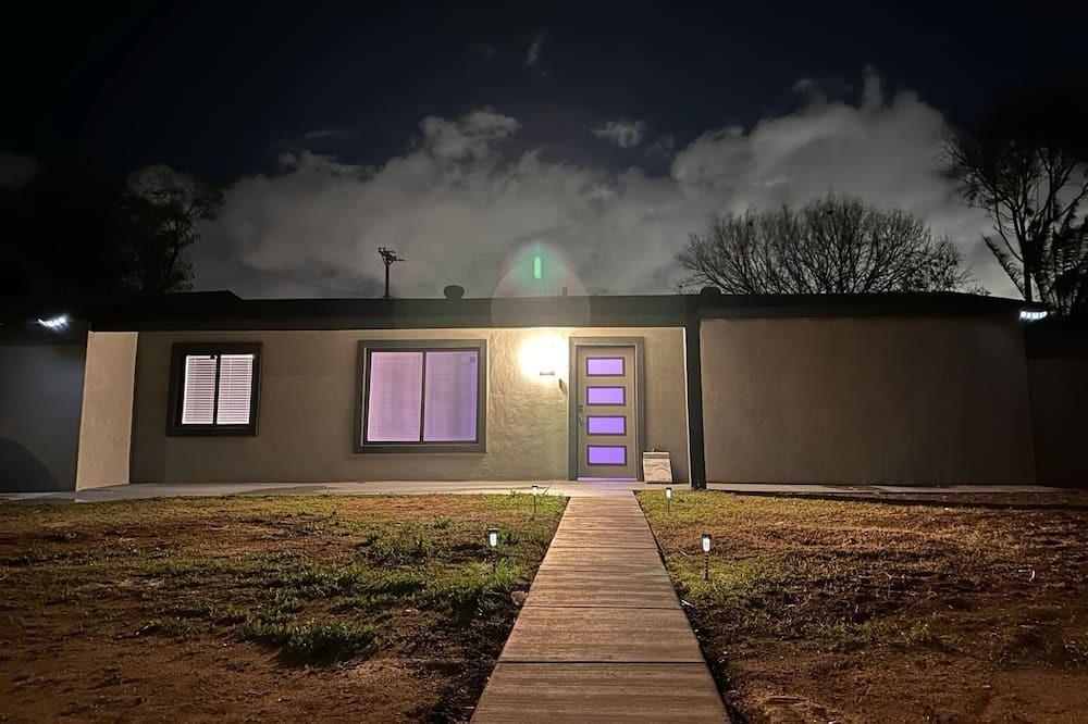 Photo of Outdoor in South Mountain
