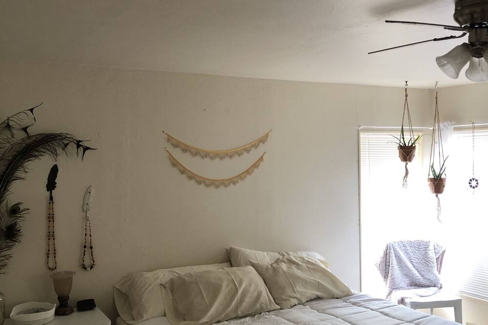Photo of Bedroom in Kelseyville