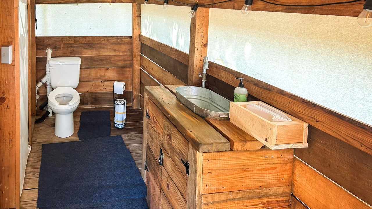 Photo of Bathroom in Kernville