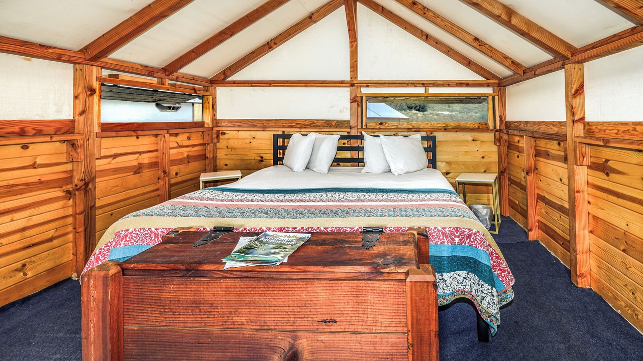 Photo of Bedroom in Kernville