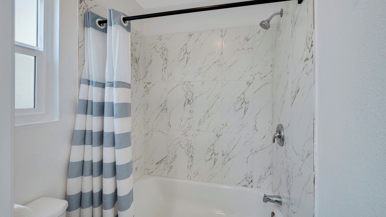Photo of Bathroom in Harbor
