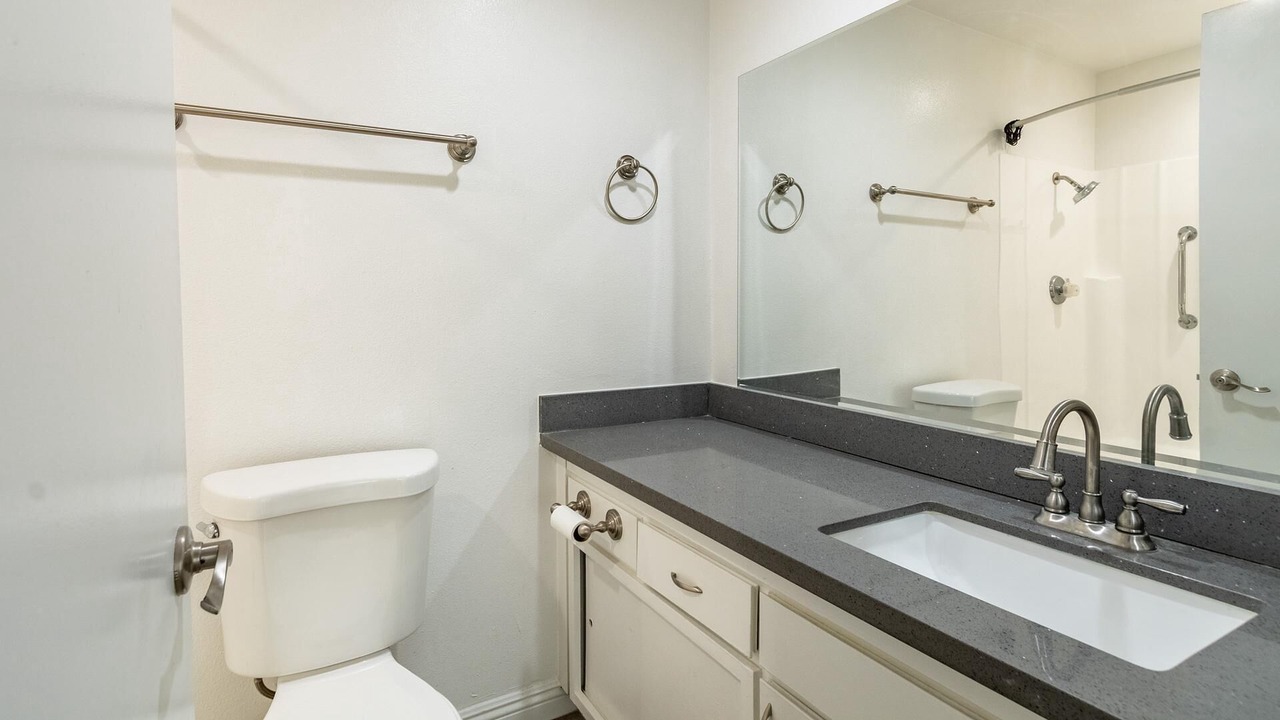 Photo of Bathroom in Baristo