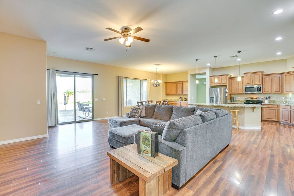 Photo of Livingroom in Goodyear