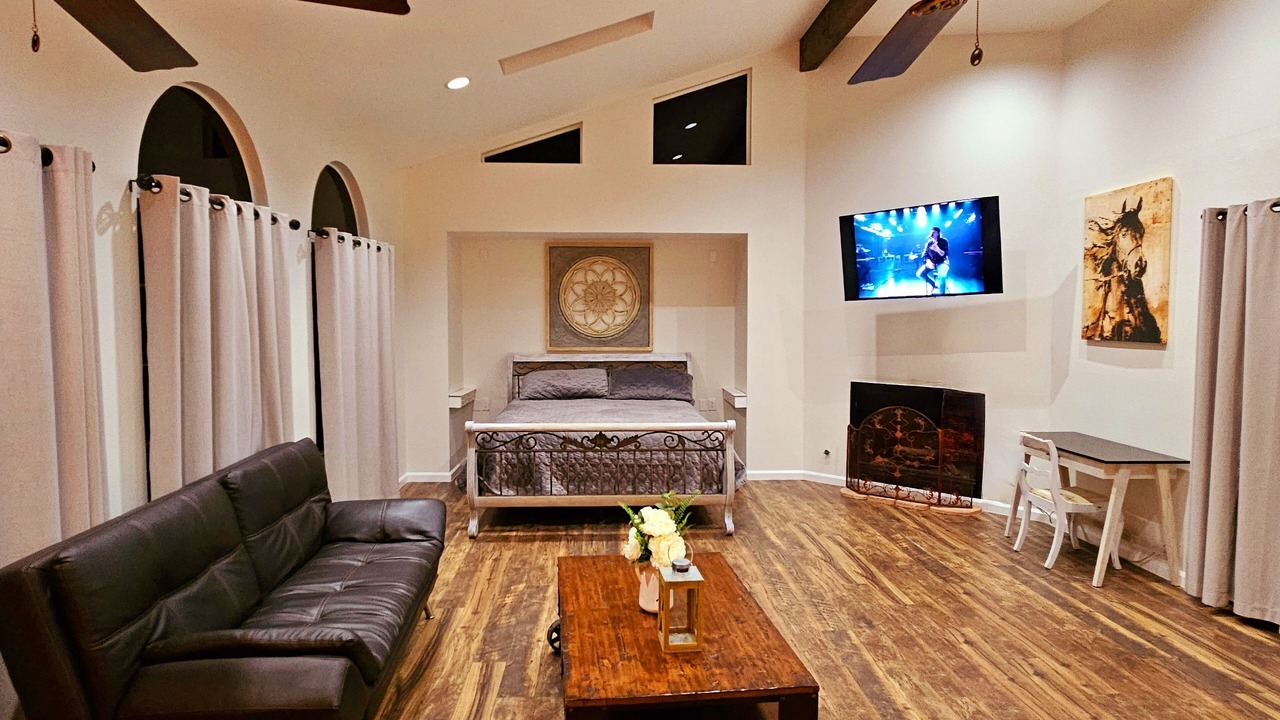Photo of Livingroom in Vista
