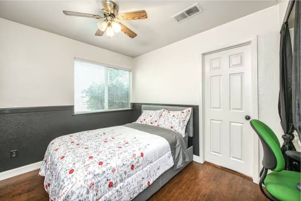 Photo of Bedroom in Clovis