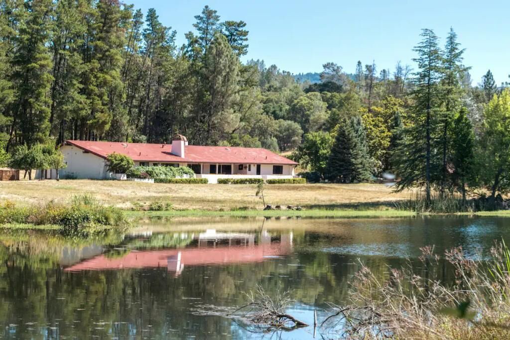 Photo of Outdoor in Rackerby