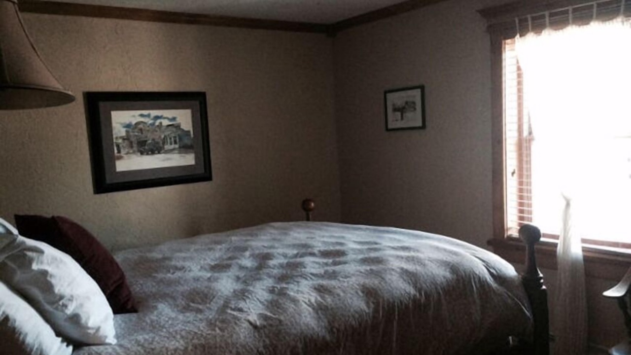 Photo of Bedroom in Downtown