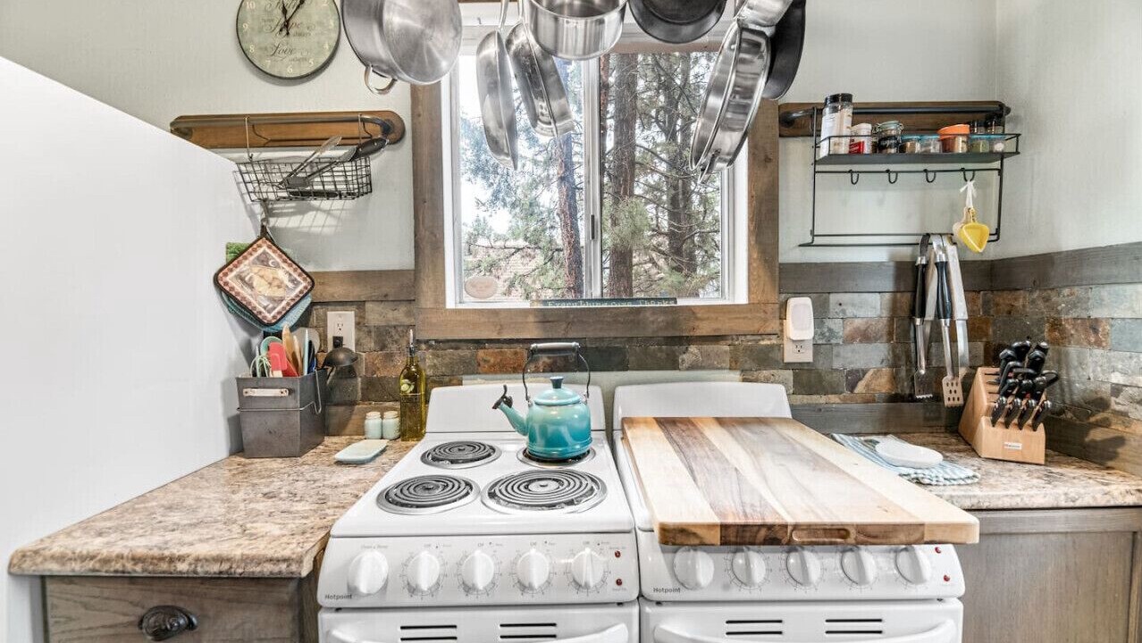 Photo of Kitchen in Big Bear City