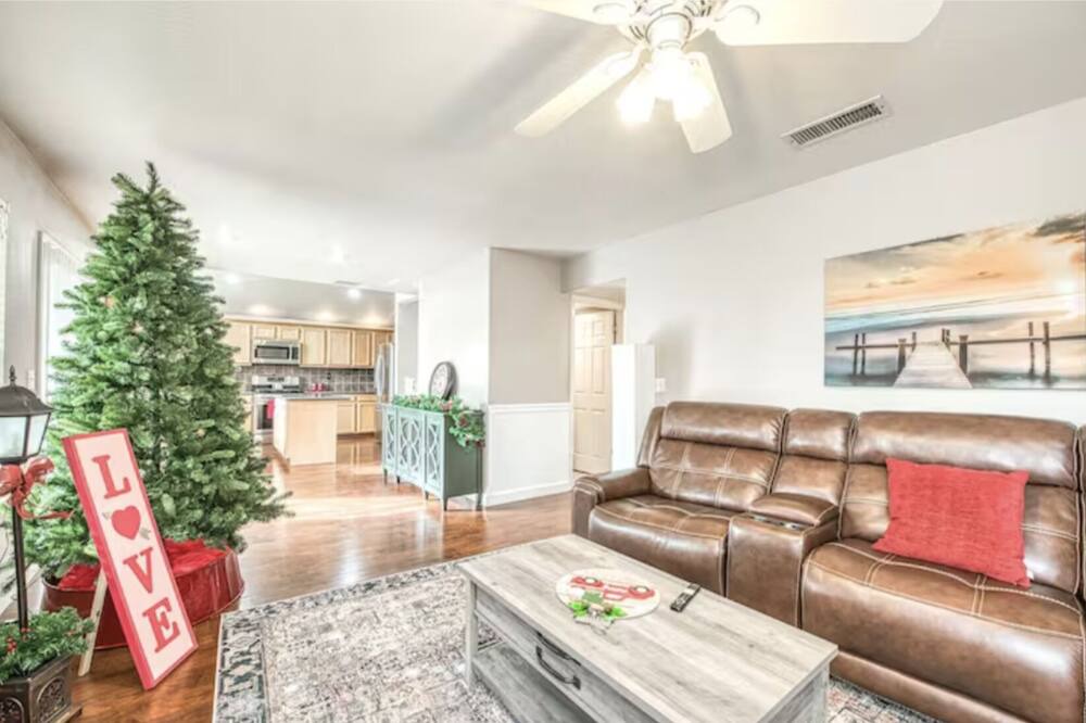 Photo of Livingroom in Clovis