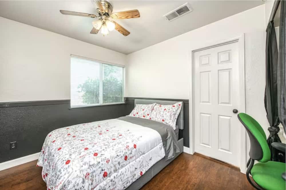 Photo of Bedroom in Clovis