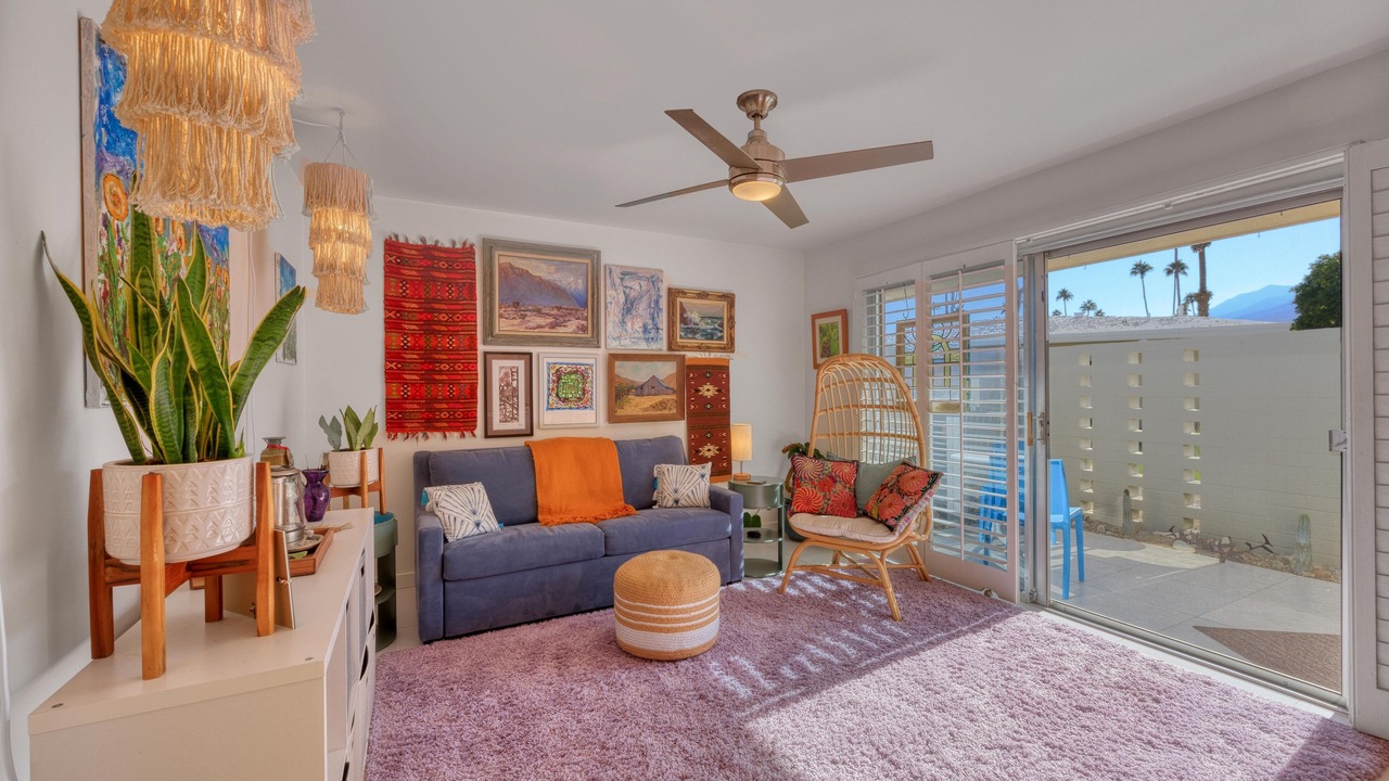 Photo of Livingroom in Indian Canyon