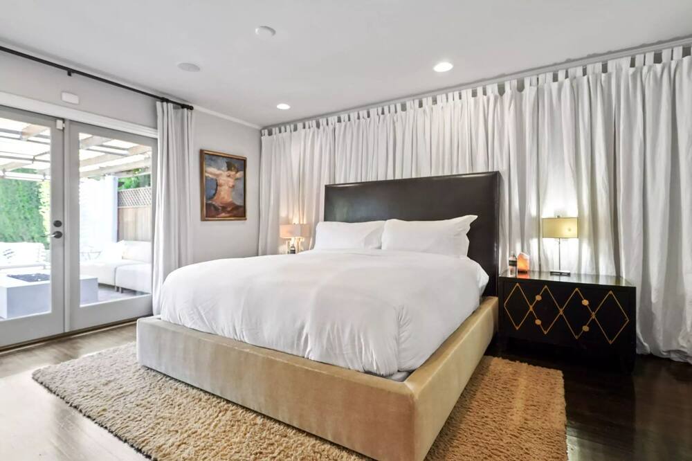Photo of Bedroom in Los Angeles