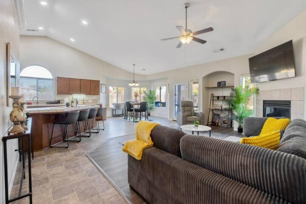 Photo of Livingroom in Visalia