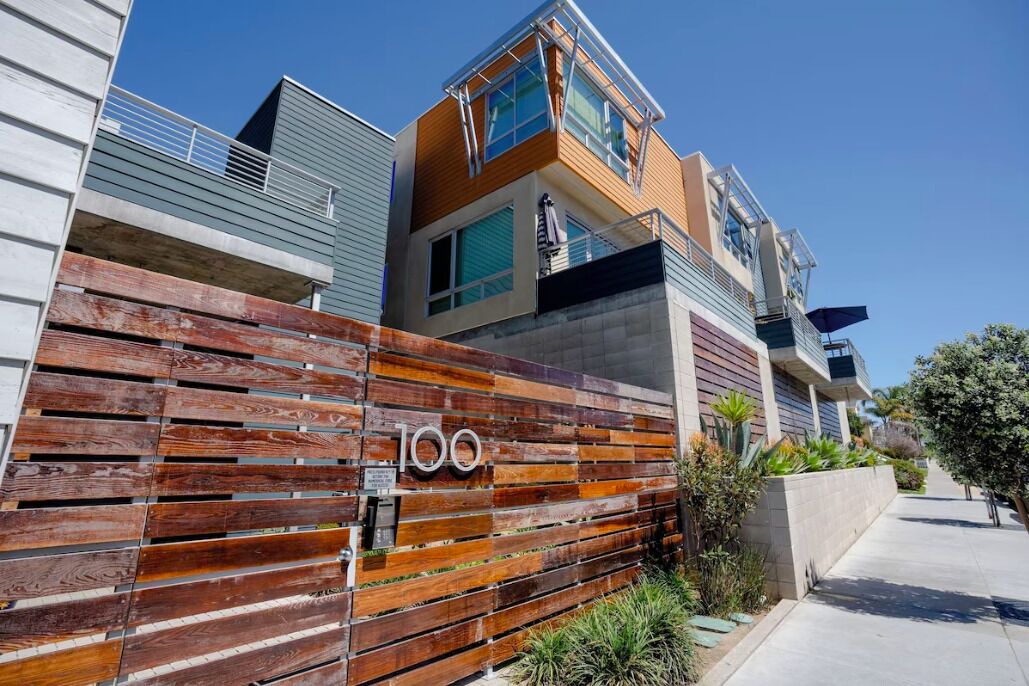 Photo of Buildings in Imperial Beach