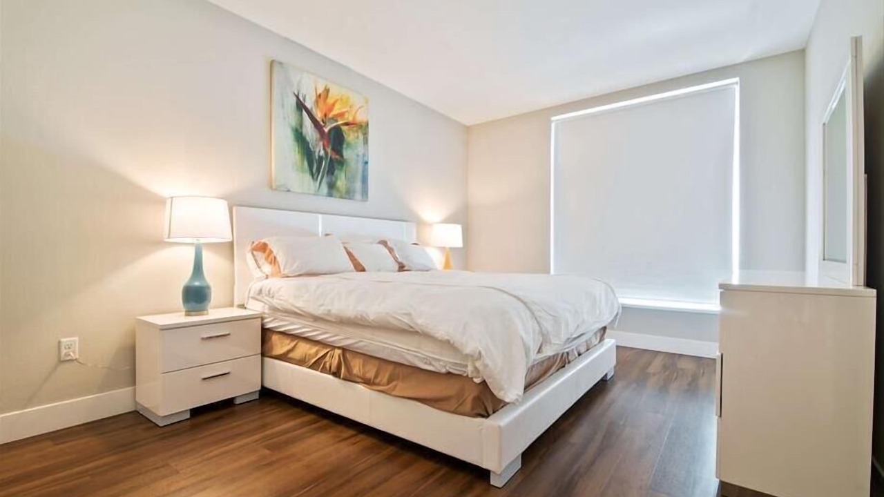 Photo of Bedroom in Shoreline West