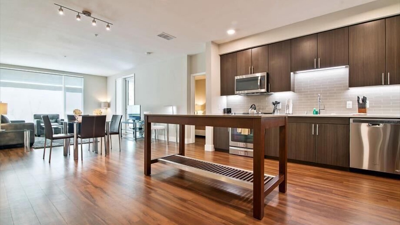 Photo of Kitchen in Shoreline West
