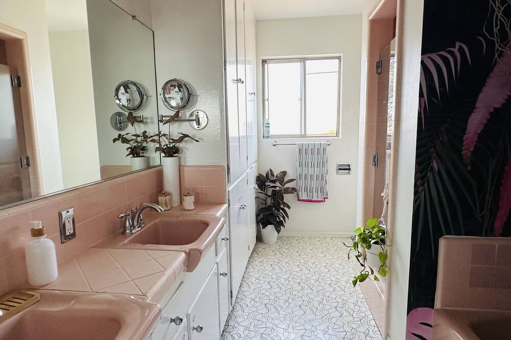 Photo of Bathroom in Eagle Rock