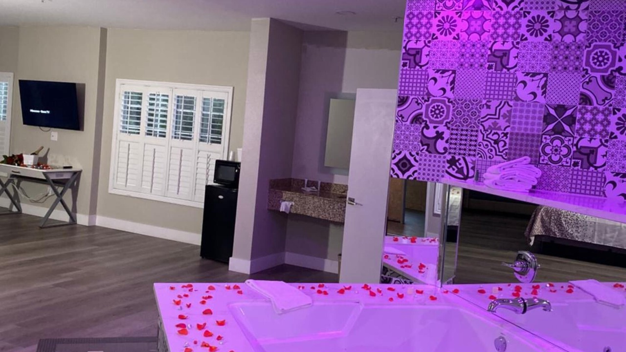 Photo of Bedroom in Pico Rivera