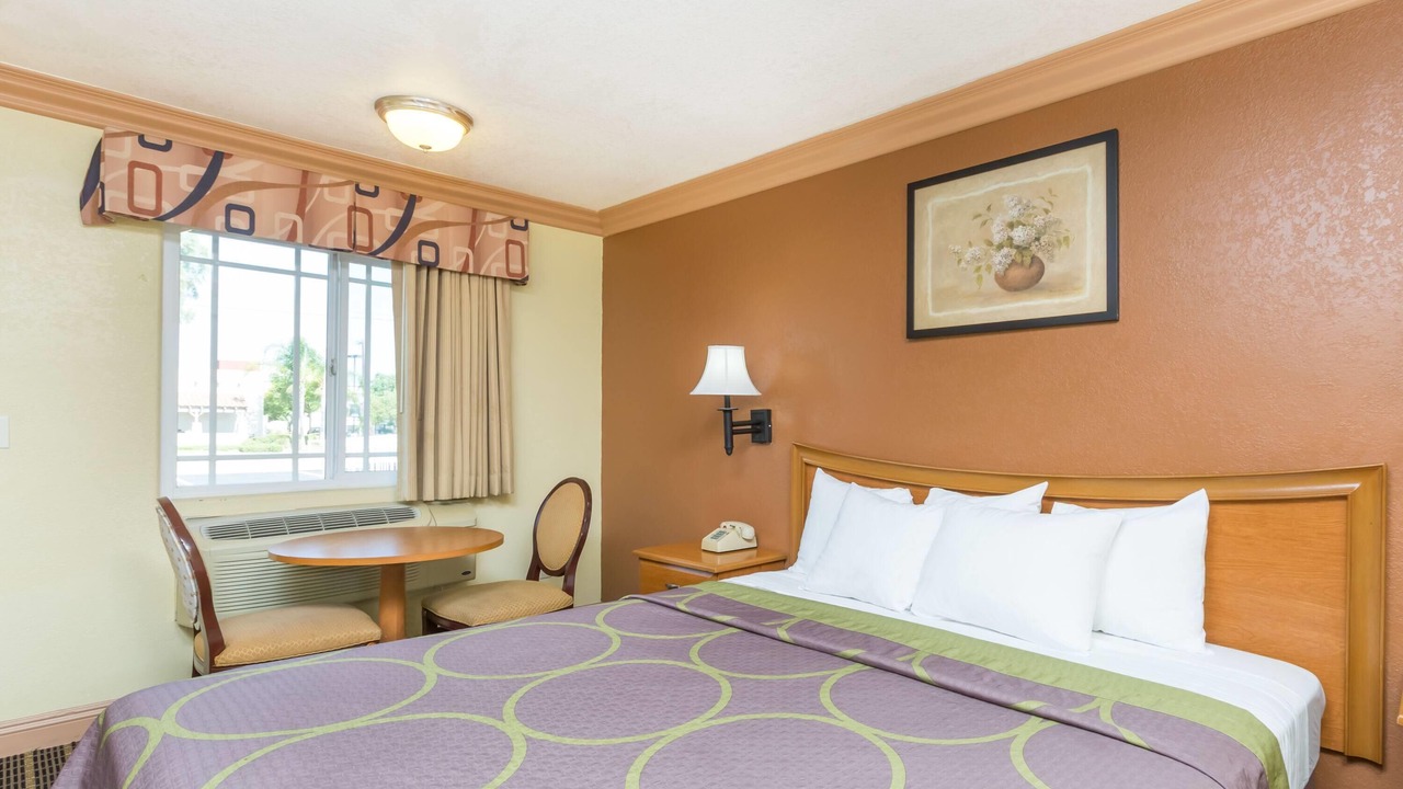 Photo of Bedroom in Azusa