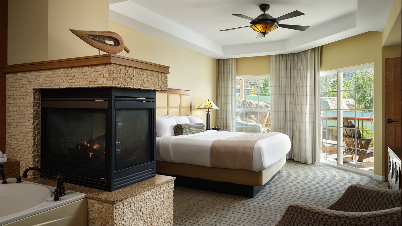 Photo of Bedroom in Central Escondido