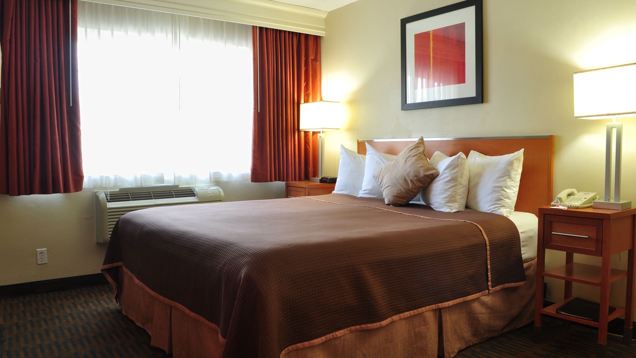 Photo of Bedroom in Midway District