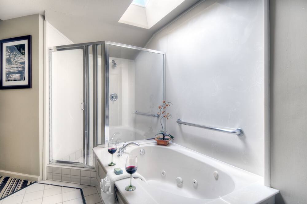Photo of Bathroom in Davis