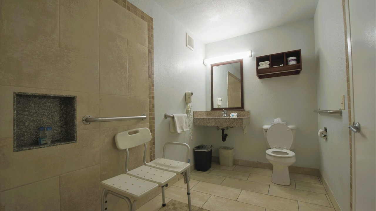Photo of Bedroom in Corona