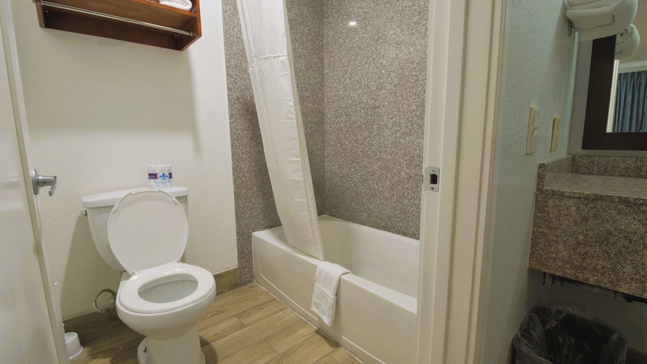 Photo of Bedroom in Corona