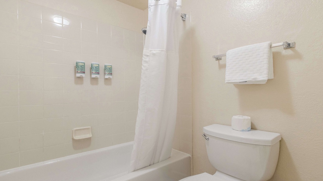 Photo of Bathroom in Folsom Road