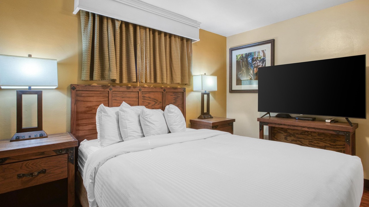 Photo of Bedroom in Wickenburg